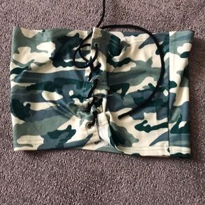 Crop top, camo colors